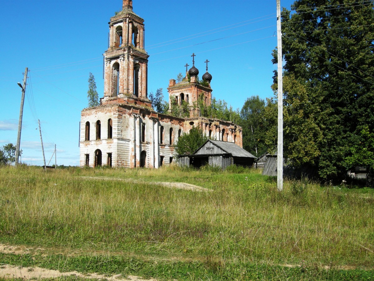 Церковь Воскресения села Муравьище фото Е.Балашовой