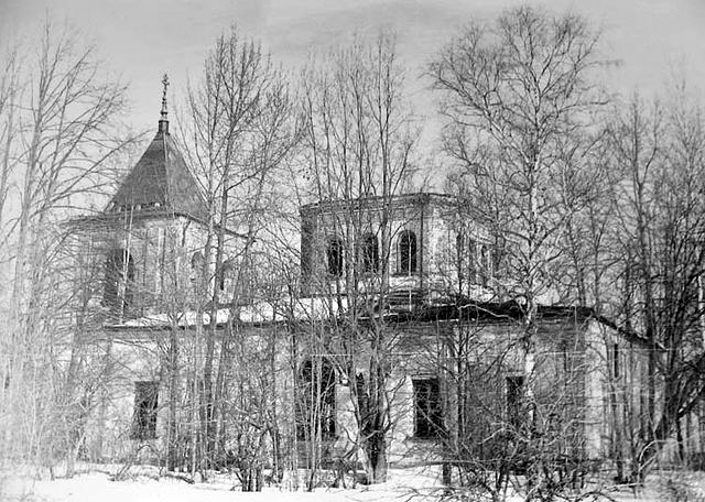 Троицкий храм села Рамешки. фото 1974 года.