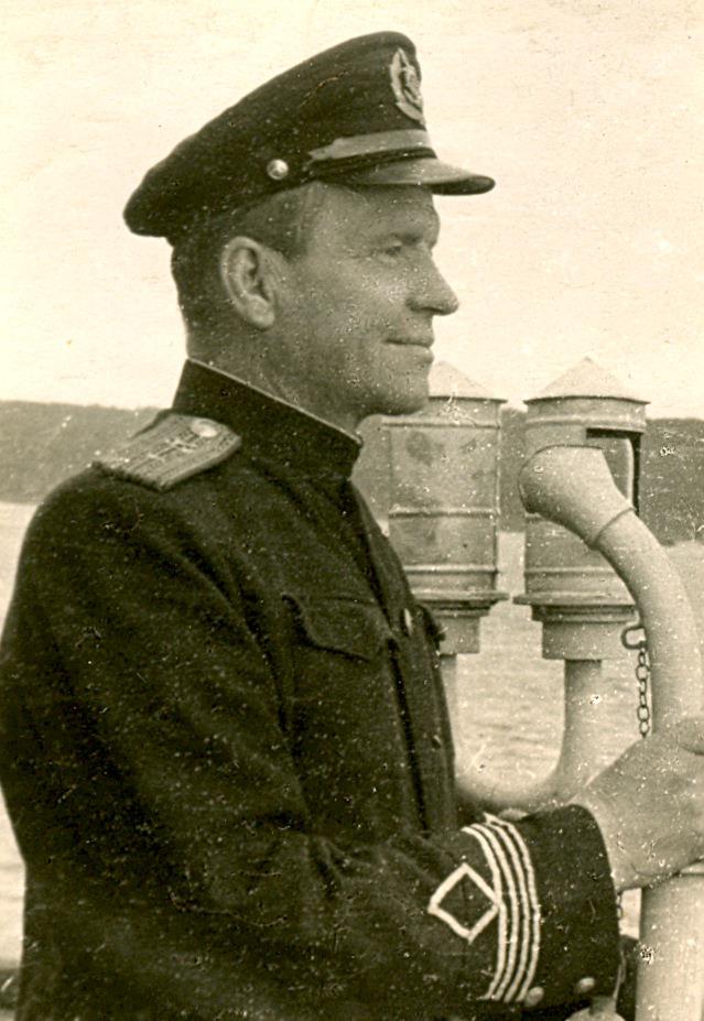капитан В. А. Поляков