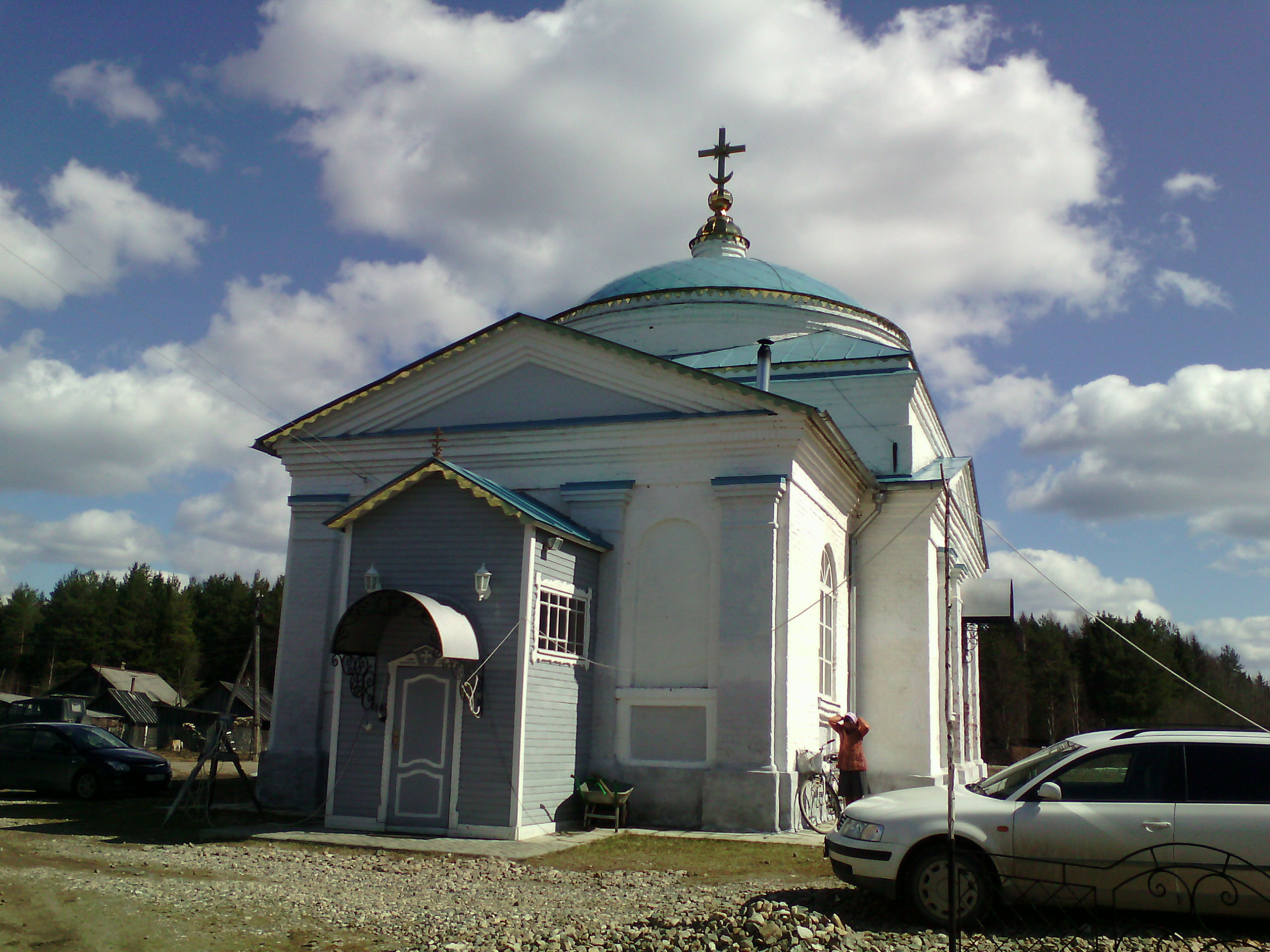 Церковь Дмитрия Солунского. фото М.Шейко, 24 апреля 2016 года.